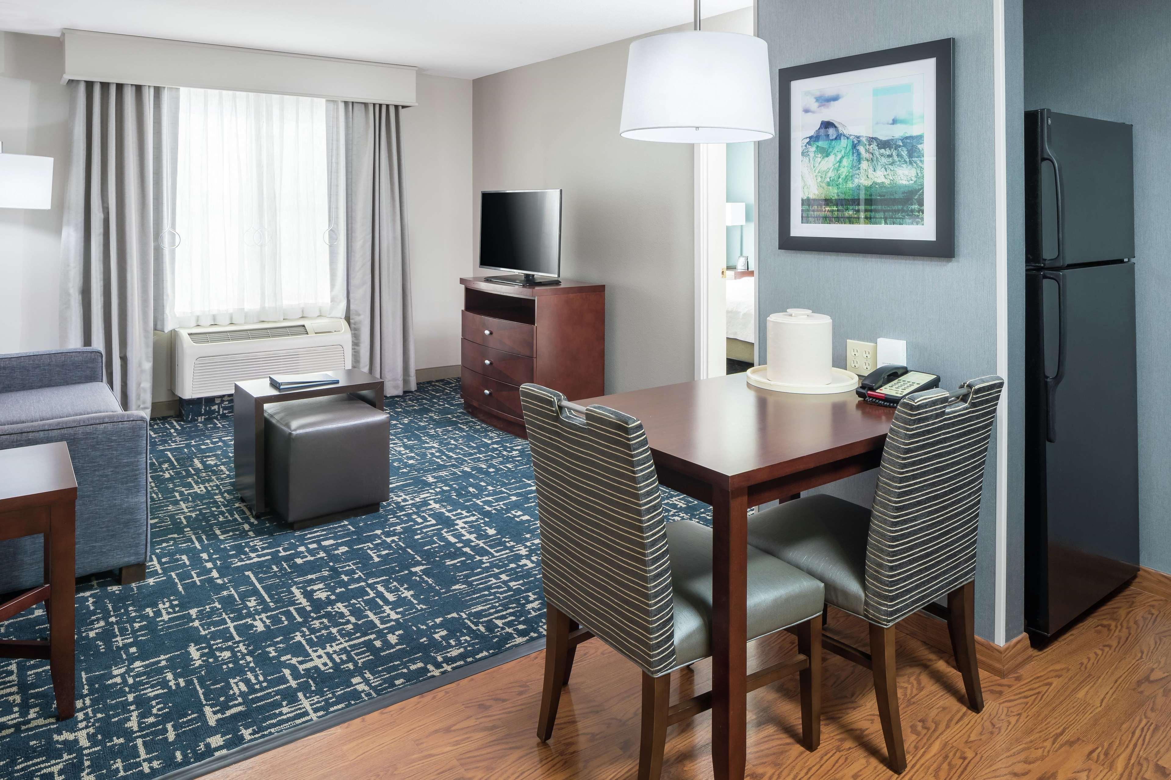 Homewood Suites By Hilton Fresno Airport/Кловис Экстерьер фото