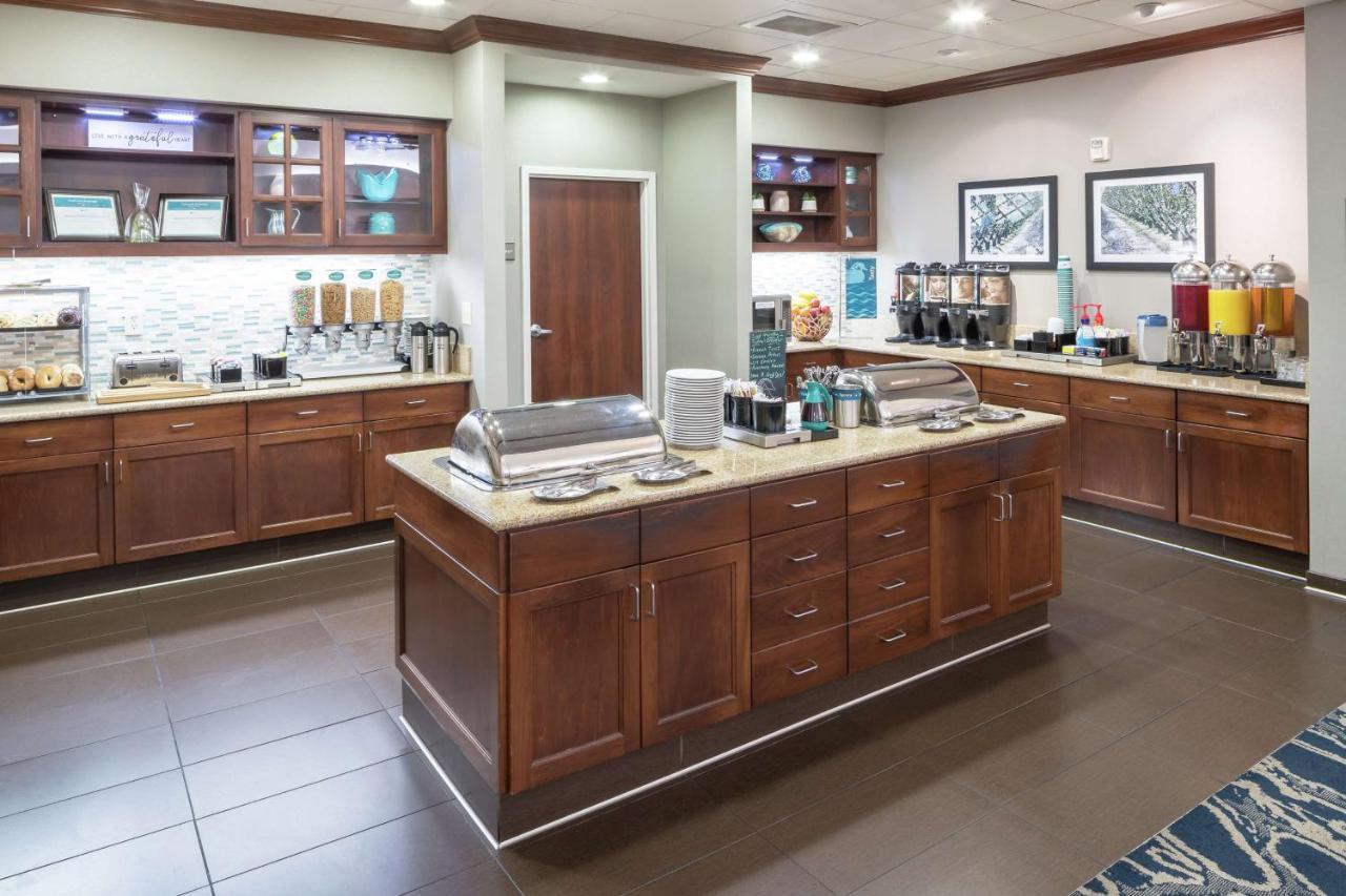 Homewood Suites By Hilton Fresno Airport/Кловис Экстерьер фото