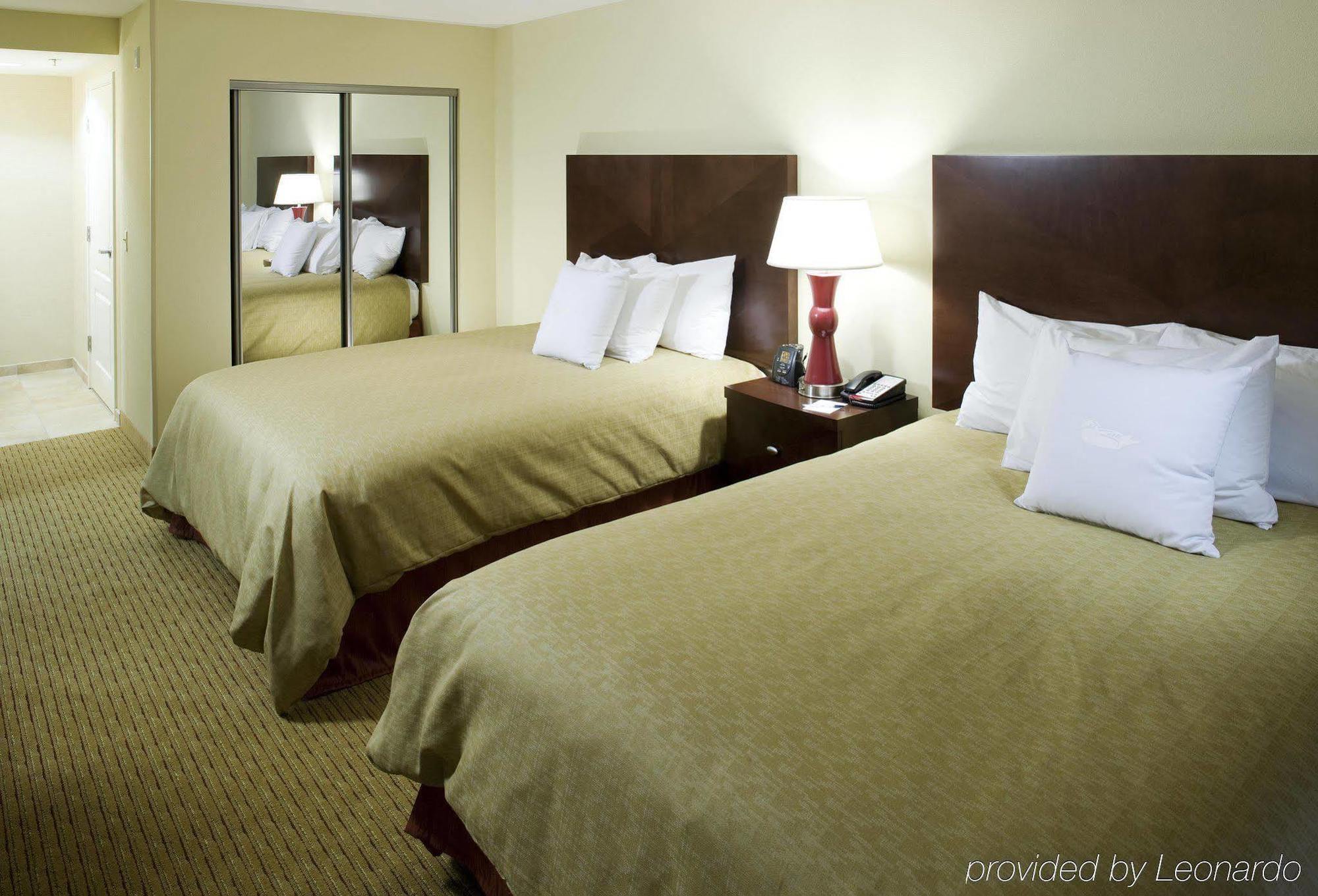 Homewood Suites By Hilton Fresno Airport/Кловис Номер фото