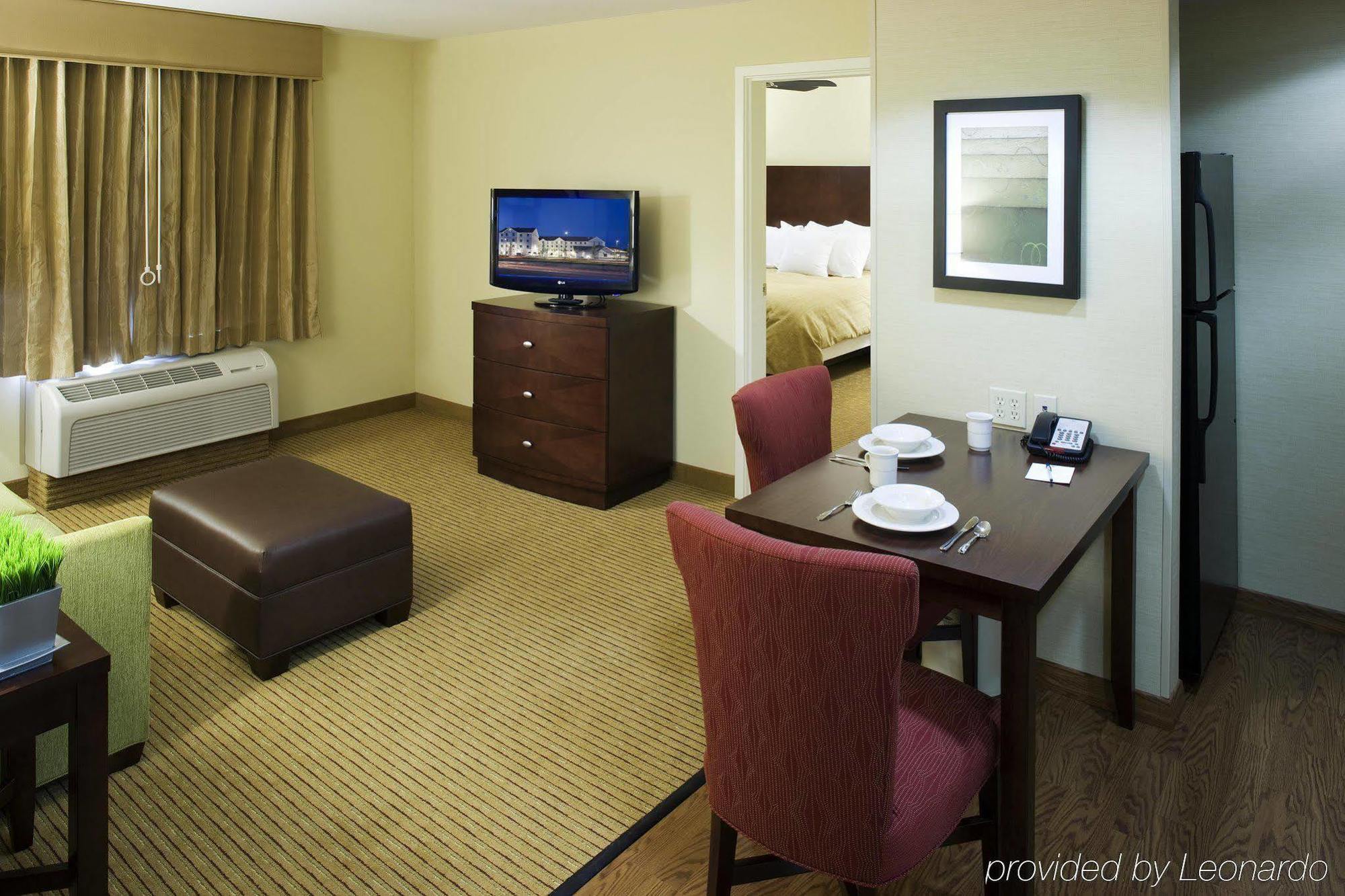 Homewood Suites By Hilton Fresno Airport/Кловис Номер фото